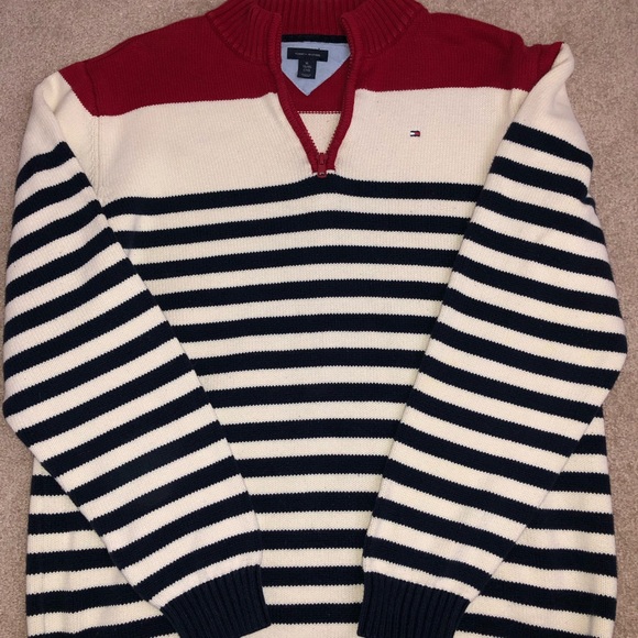 Tommy Hilfiger Sweater - Picture 1 of 5